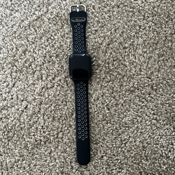 Apple Watch SE 44mm Brand new no scratches